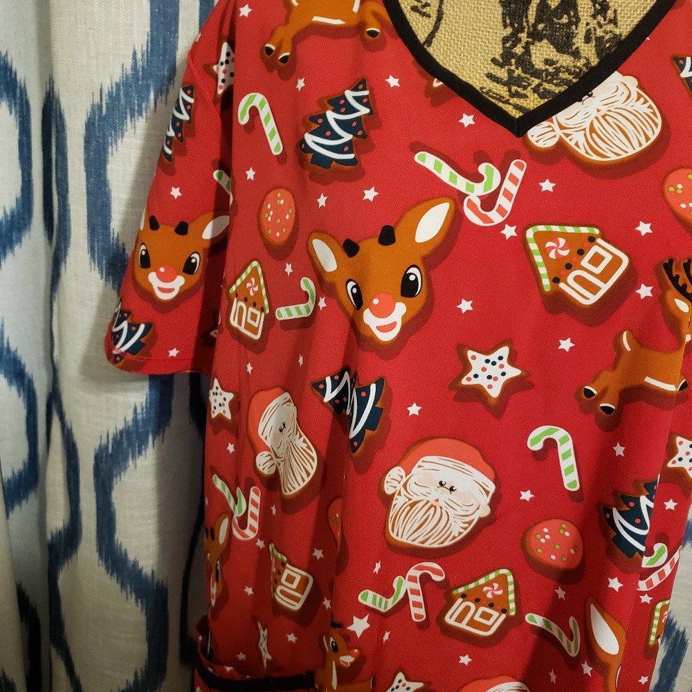 NWOT Medical Scrub- Rudolph 🌲🦌 - Picture 6 of 7